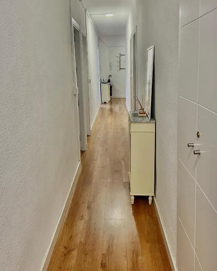 Luna Centro 5 habitaciones Granada 0*,  España